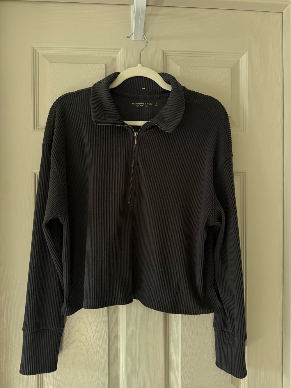 Abercrombie Dark Gray Ribbed Quarter-Zip Sweater